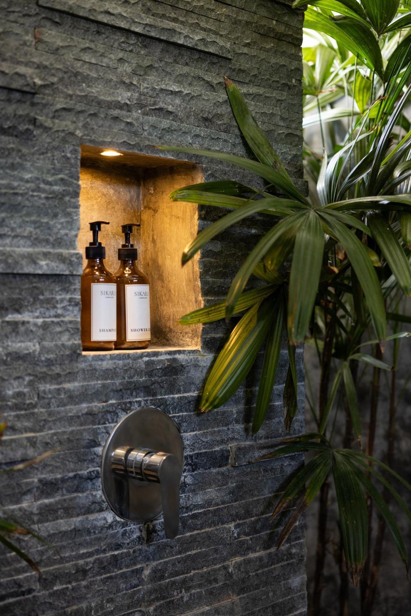 Sikara Lombok Hotel Kuta  Экстерьер фото